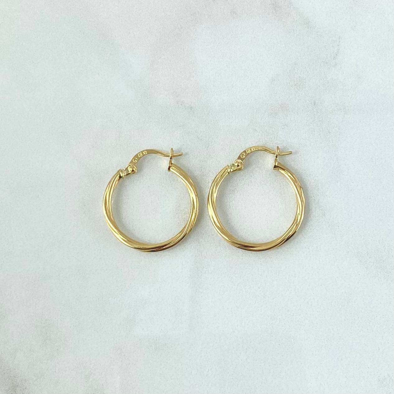 Hoop Earrings Mary 1.4gr / 2.4cm / Twisted 18K Yellow Gold