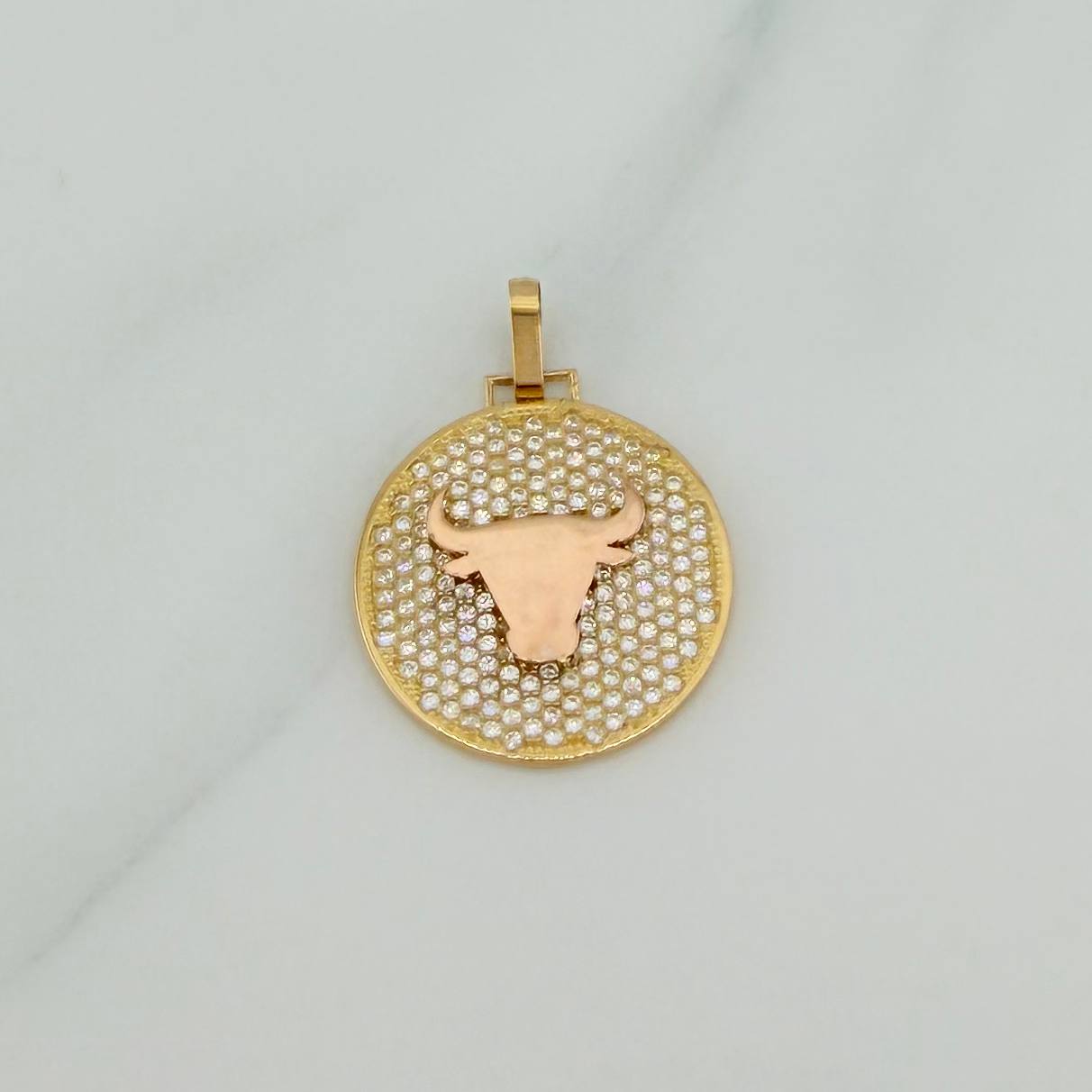 Bull Pendant 3.15gr / 1 in / Two Yellow Pink Golds 18K %