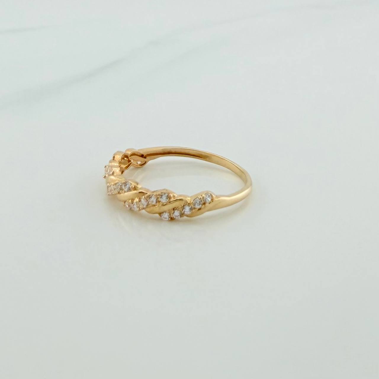 Intertwined Channel Ring 1.9gr / T7 1/2 / Yellow Gold 18K %