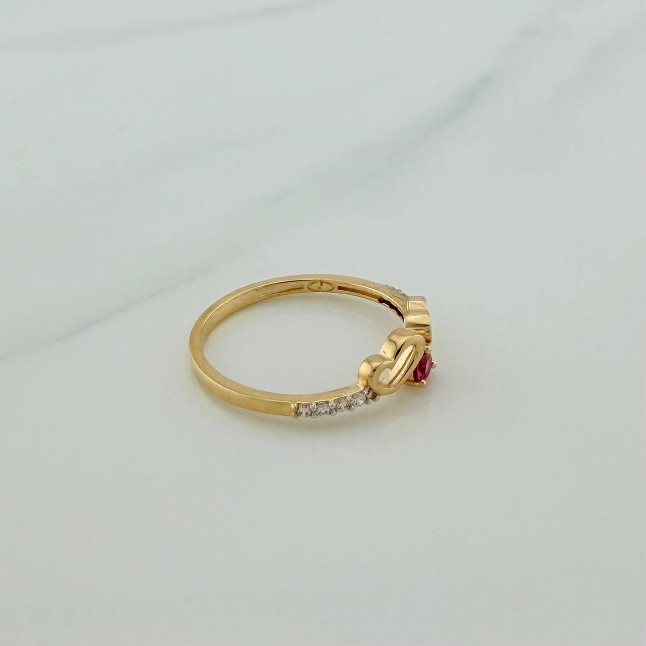 Anillo Silueta Corazón Doble 1.75gr / T6 1/2 / Dos Oros Amarillo Blanco 18K %