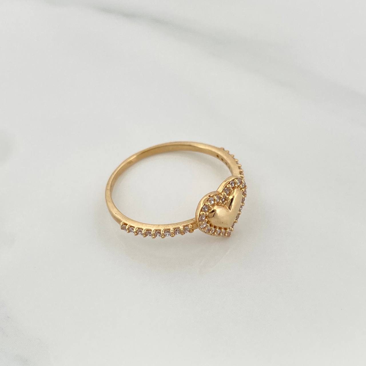 Anillo Corazón 2.15gr / T7 1/4 / Oro Amarillo 18K %