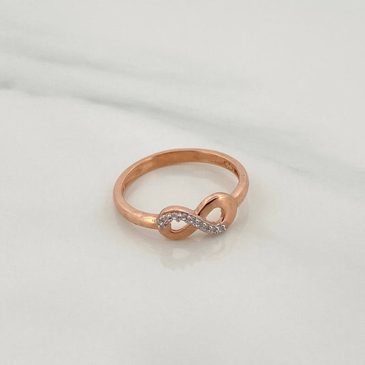 Infinity Ring 1.9gr / T6 1/4 / Two Golds 18K %
