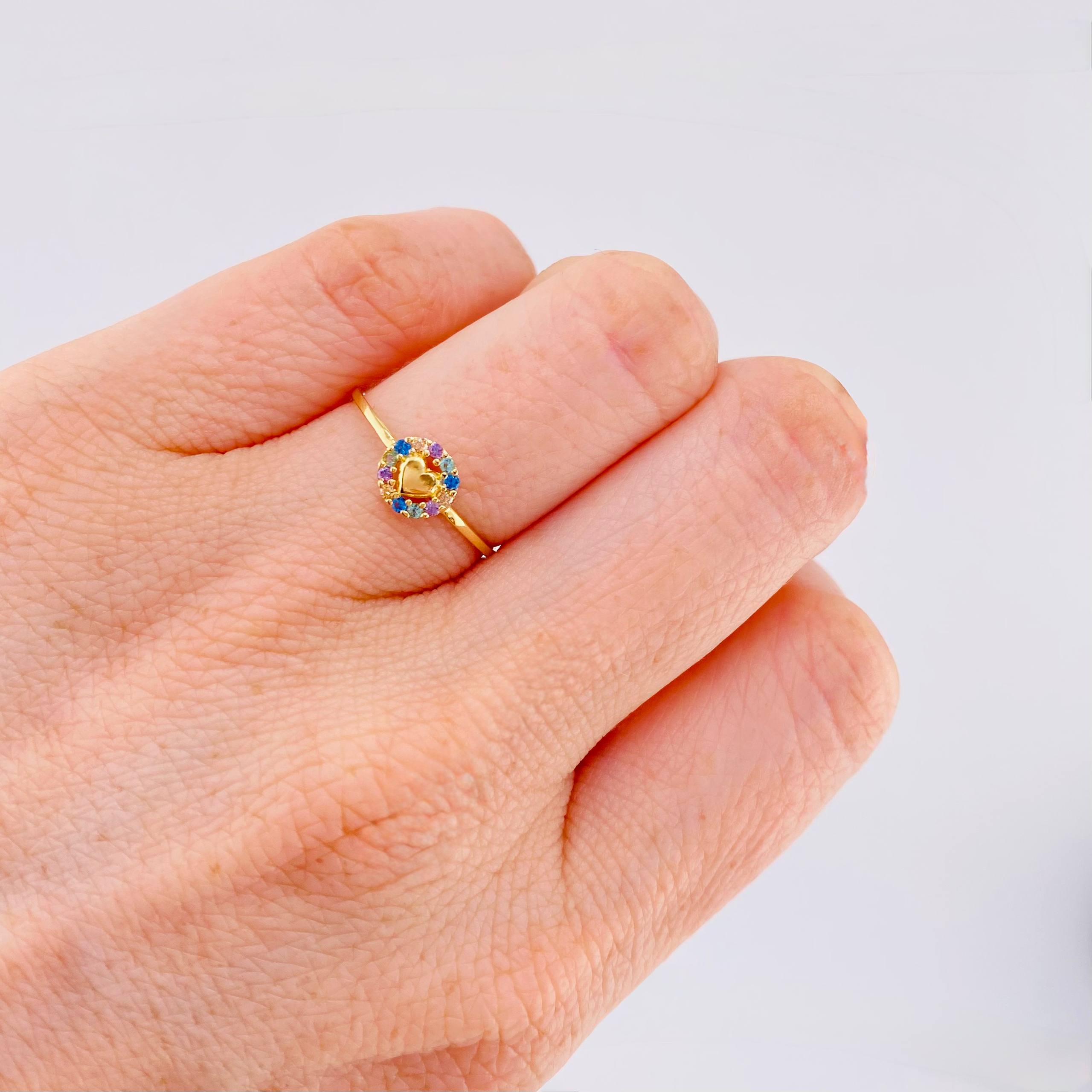 Circle Heart Ring 1.05 g / T7 18K Yellow Gold