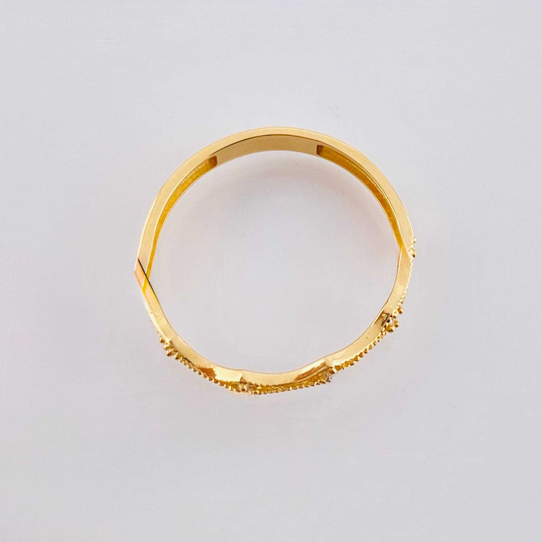 Anillo Rombos Tranversales 1.35gr / T7 3/4 / Oro Amarillo 18K