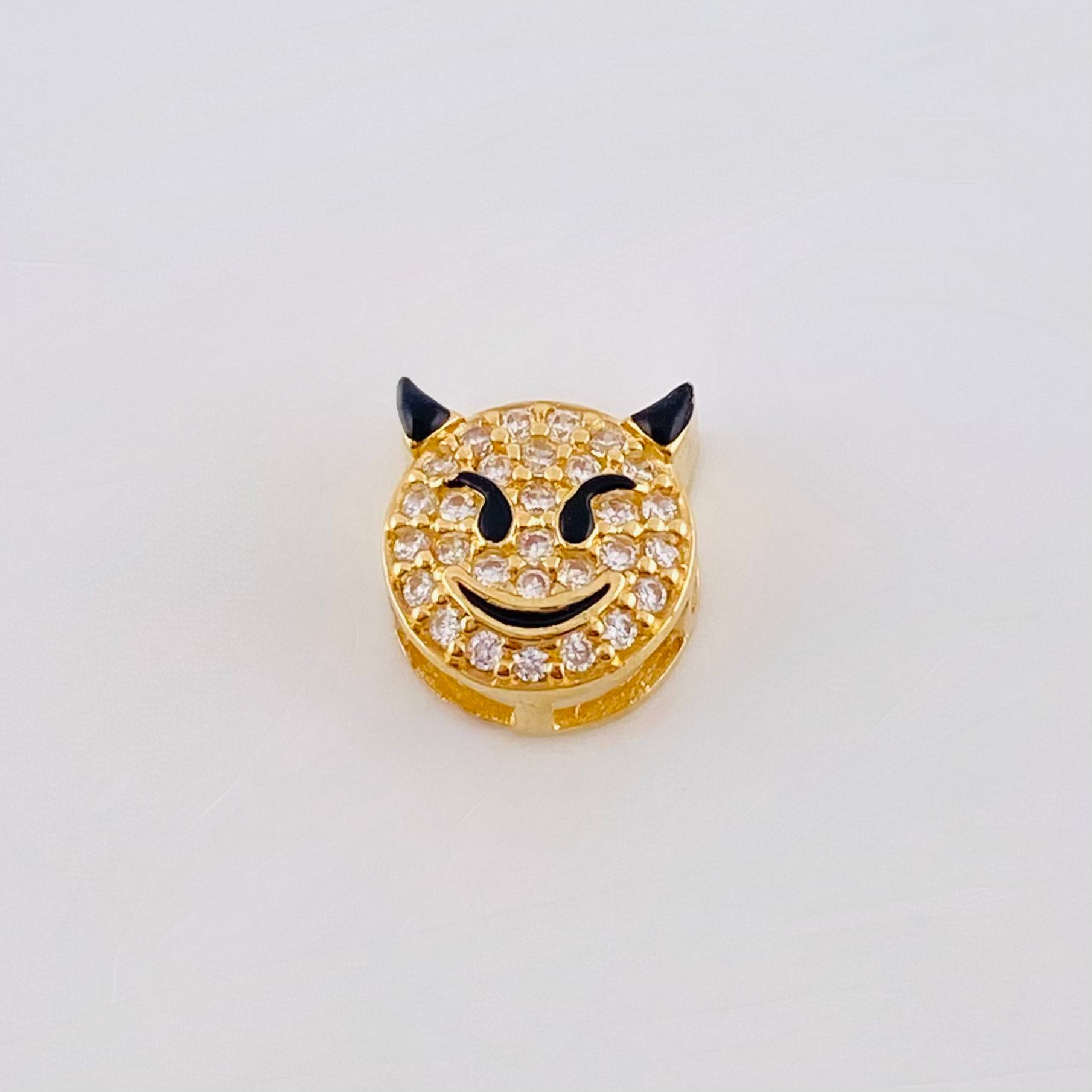 Herraje Emoji Diablo Cachos Negro 1.05gr / 1/4 in / Oro Amarillo 18K ©