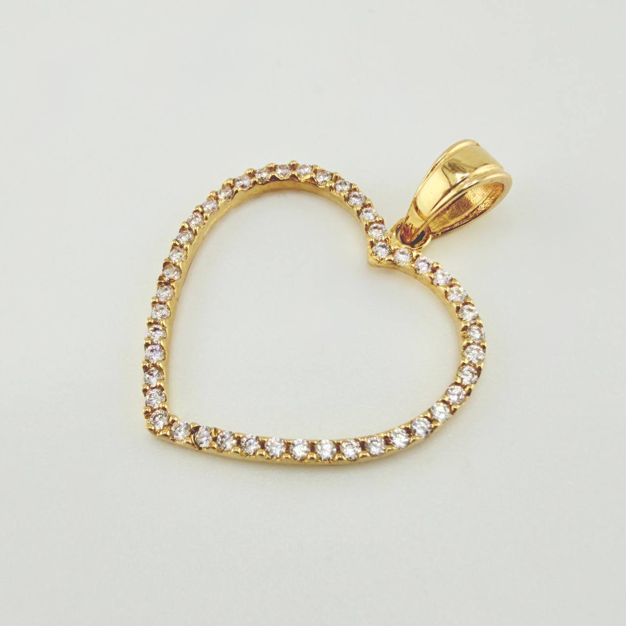 Heart Silhouette Pendant 1.55gr / 1 in / Yellow Gold 18K