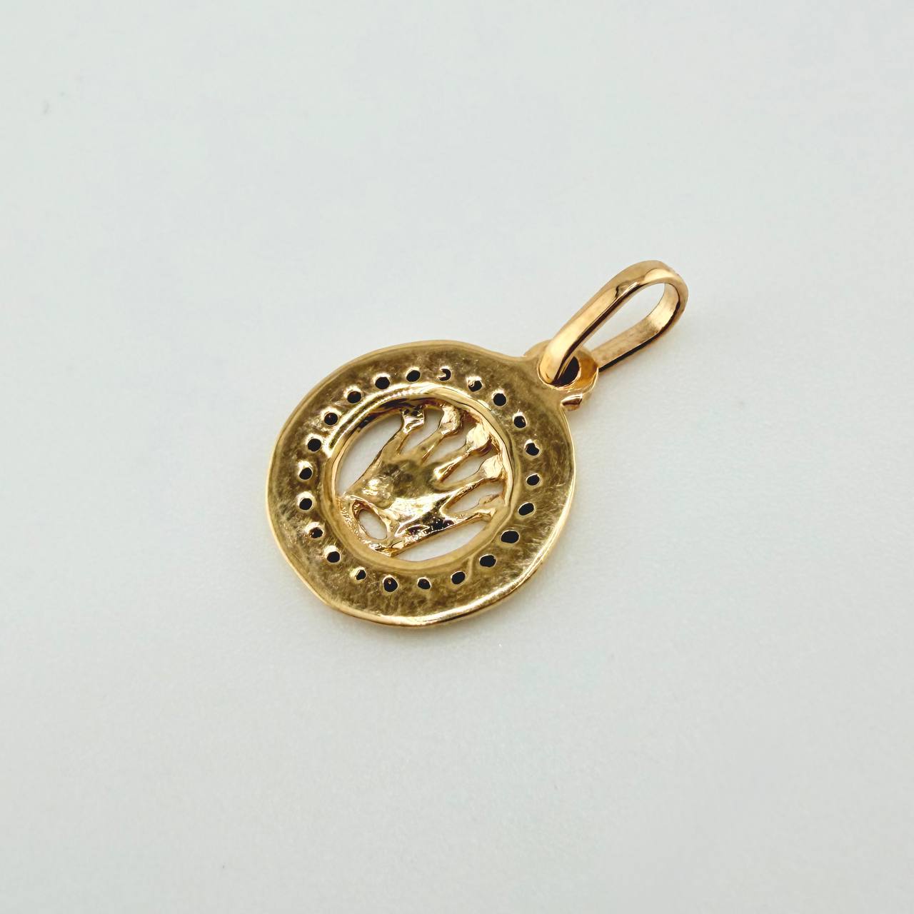 Crown Medal Pendant 1.05gr / 3/4 in / Yellow Gold 18K