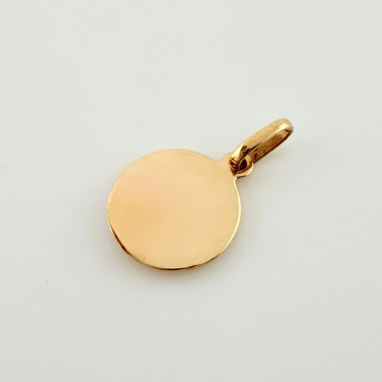 Textured Crown Medal Pendant 1gr / 3/4 in / Yellow Gold 18K