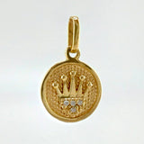 Textured Crown Medal Pendant 1gr / 3/4 in / Yellow Gold 18K
