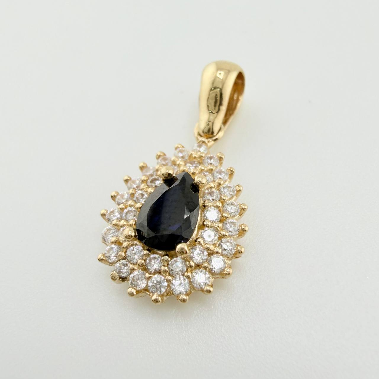 Drop Halo Pendant 2.05gr / 3/4 in / Yellow Gold 18K