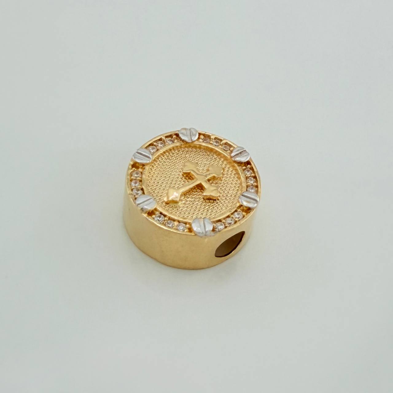 Herraje Cruz Tornillos 3.45gr / 1/2 in / Oro Amarillo 18K &