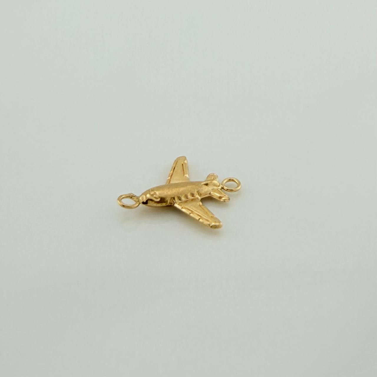 Airplane Charm 0.5gr / 3/4 in / 18K Yellow Gold &