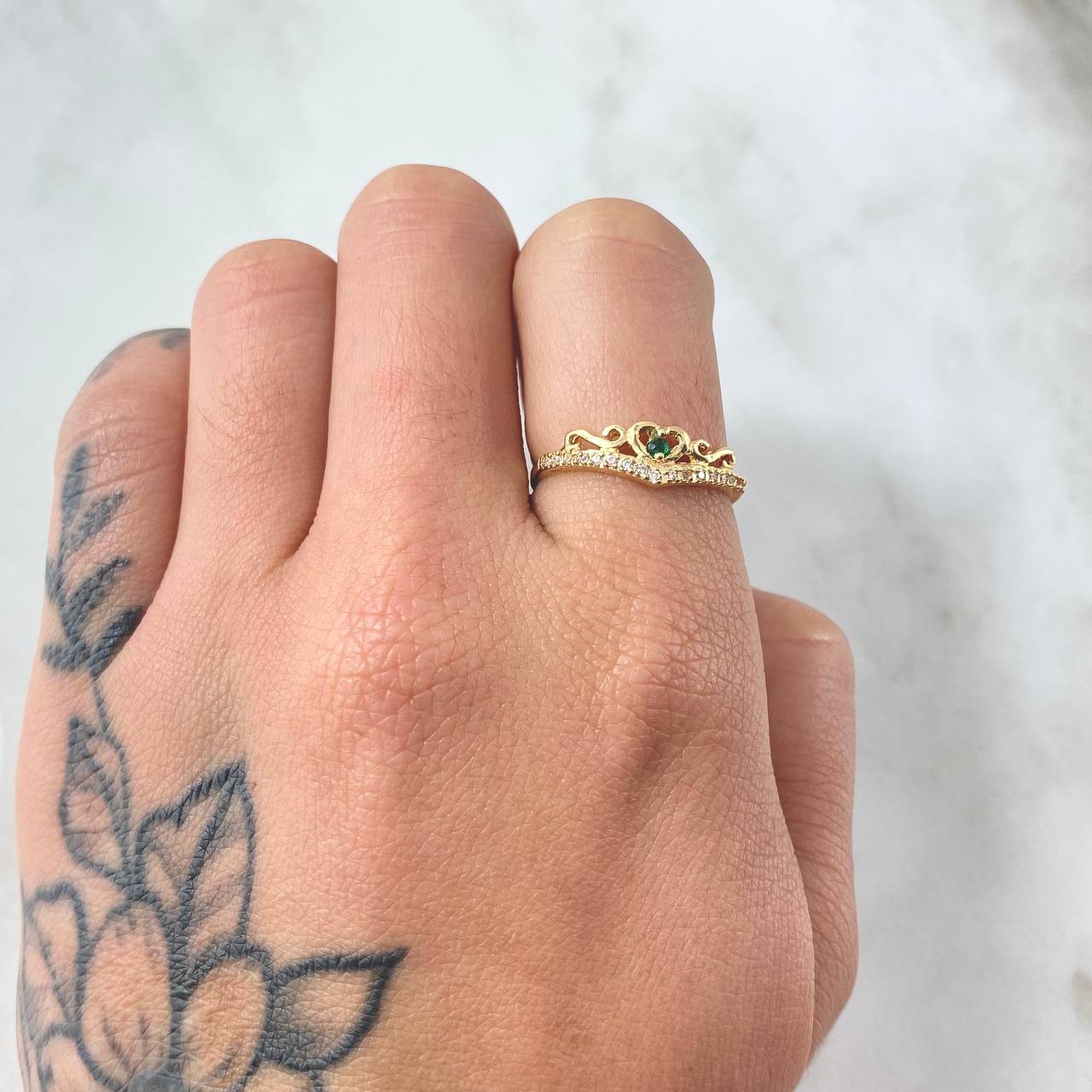 Heart Ring 1.4gr / Size 6 1/4 / 18K Gold *