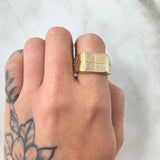 Anillo Sello Cruz Segmentada 7.75gr / T10 3/4 / Oro Amarillo 18K *