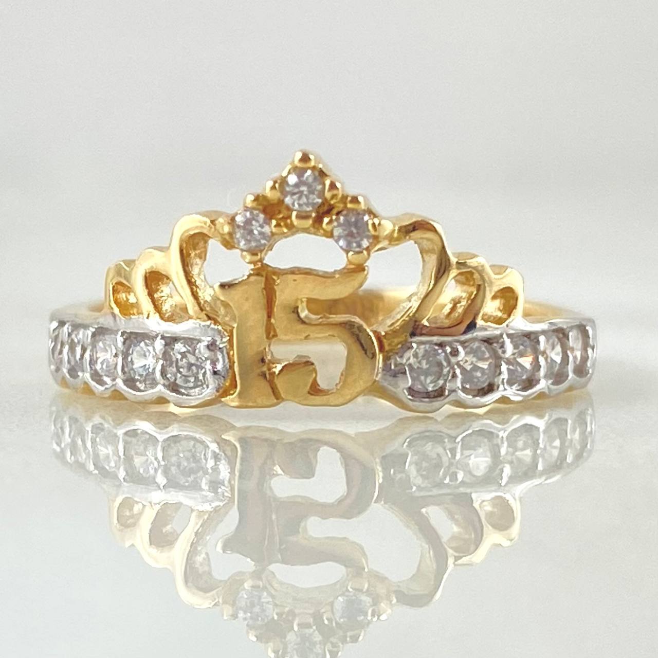 Crown Ring Quinces 2gr / Size 5 1/4 / Two Tone Yellow White 18K