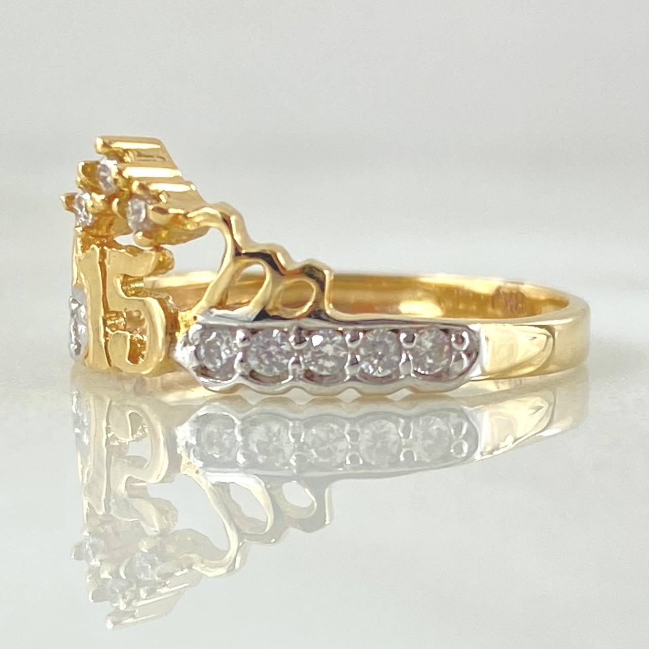 Crown Ring Quinces 2gr / Size 5 1/4 / Two Tone Yellow White 18K
