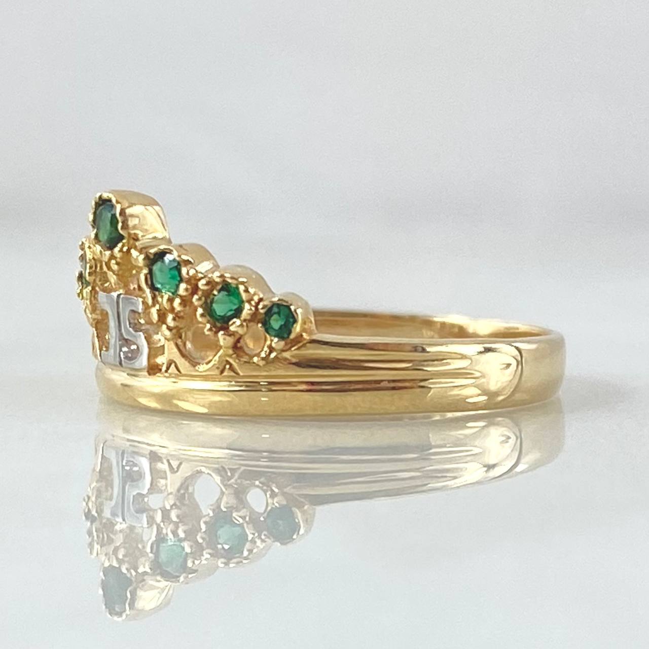Quince Crown Ring 2.35gr / Size 5 1/2 / 18K Yellow White Gold
