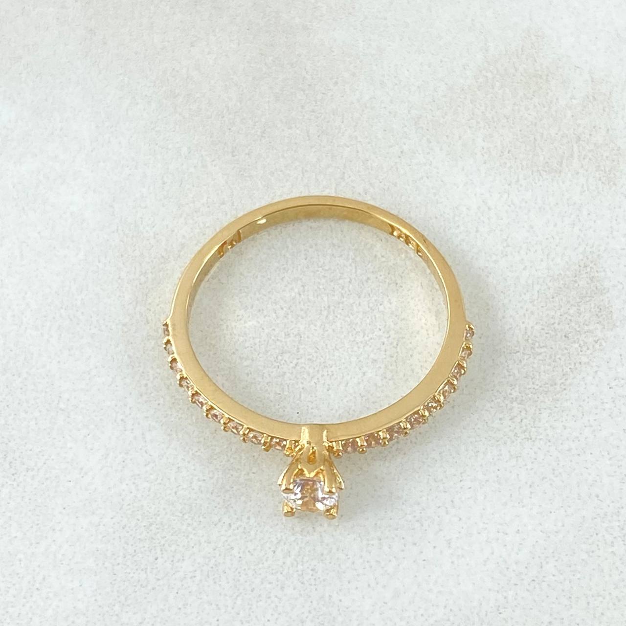 Dense Solitaire Ring 1.8gr / Size 6 1/4 / 18K Yellow Gold