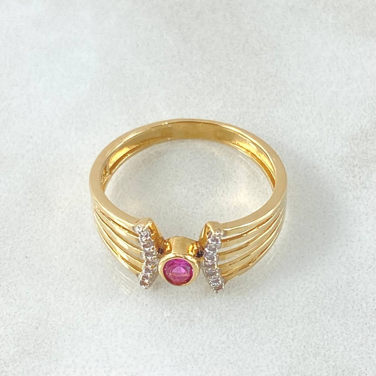 Lyra Bridge Stars Ring 2.9gr / Size 6 3/4 / 18K Gold