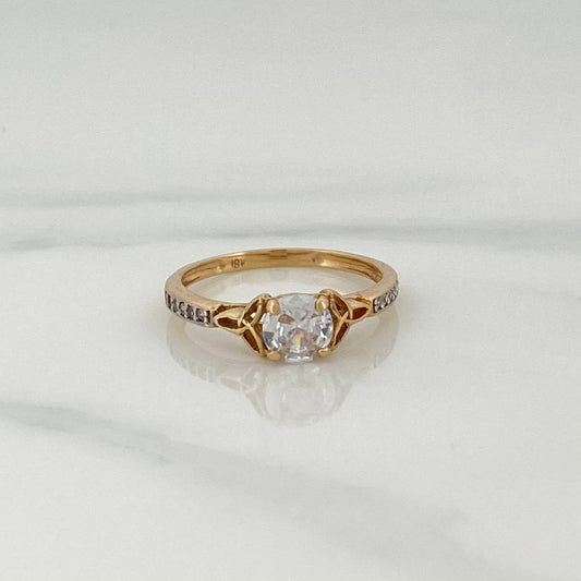 Anillo Solitario Churumbela 1.8gr / T5 3/4 / Dos Oros Amarillo Blanco 18K %