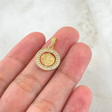 Dije San Benito 2.1gr / 2.2cm-Movil Circones Blancos Oro Amarillo 18K