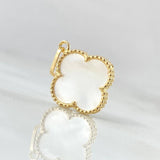 Clover Pendant White 1.8gr / 0.9in / 18K Yellow Gold ©