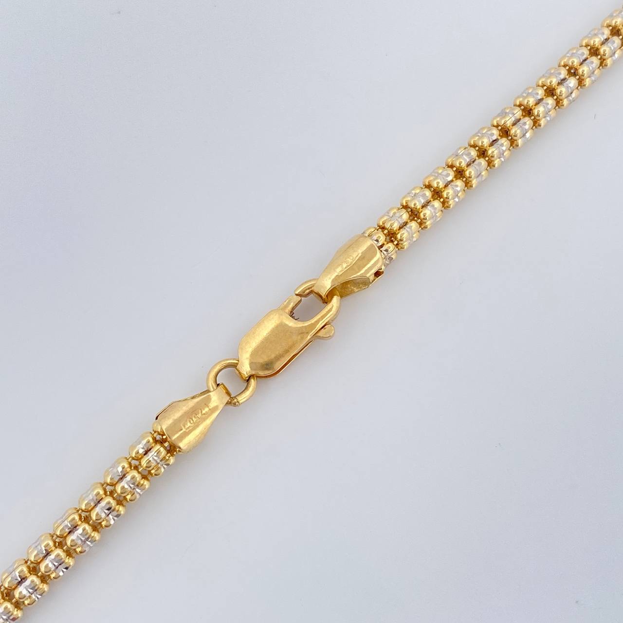 Ice Chain 31.4gr / 26.2in / Two Tone Yellow White 18K +4 $