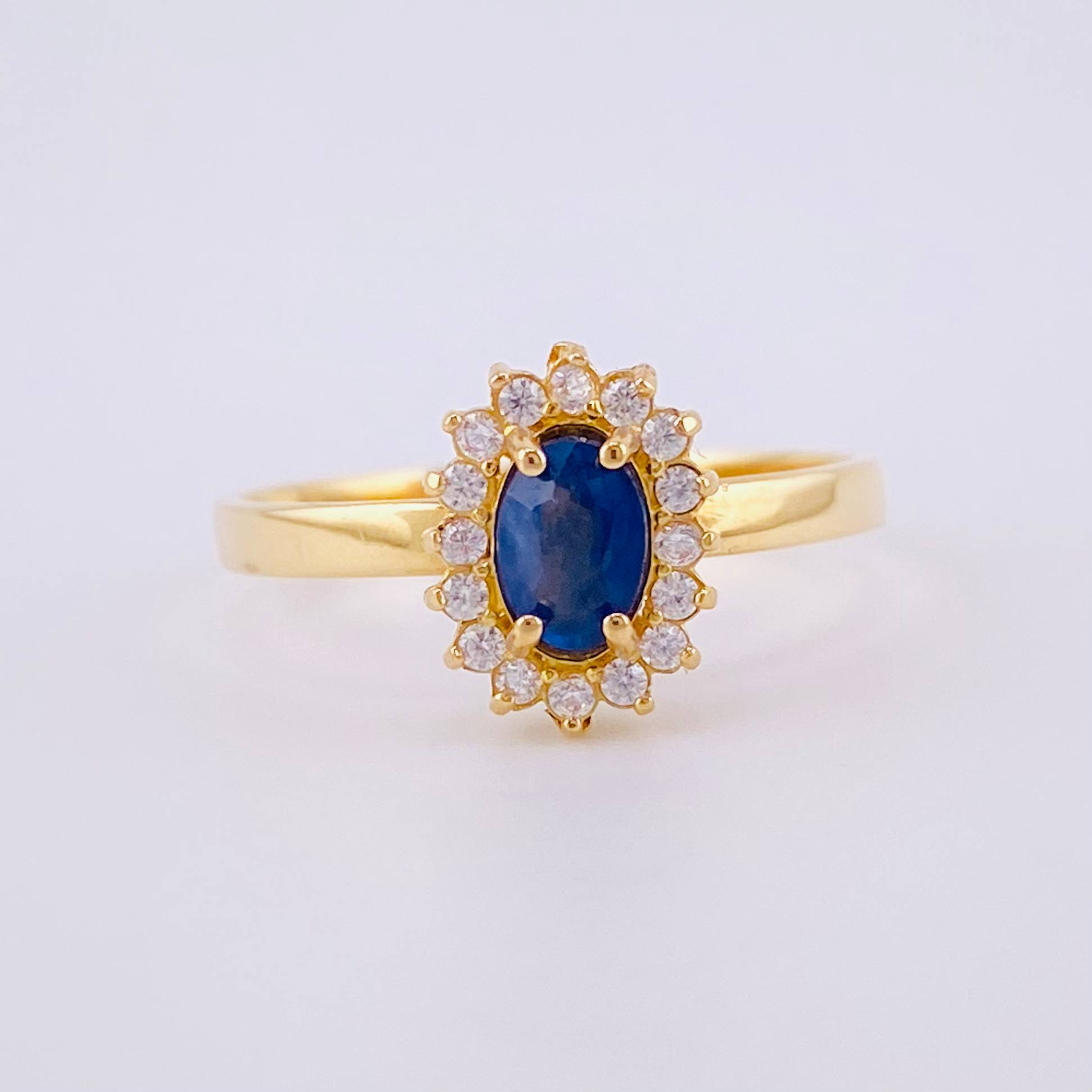 Anillo Óvalo Tupido Zafiro 50pts 2.5g / T7 1/4 Oro Amarillo 18K