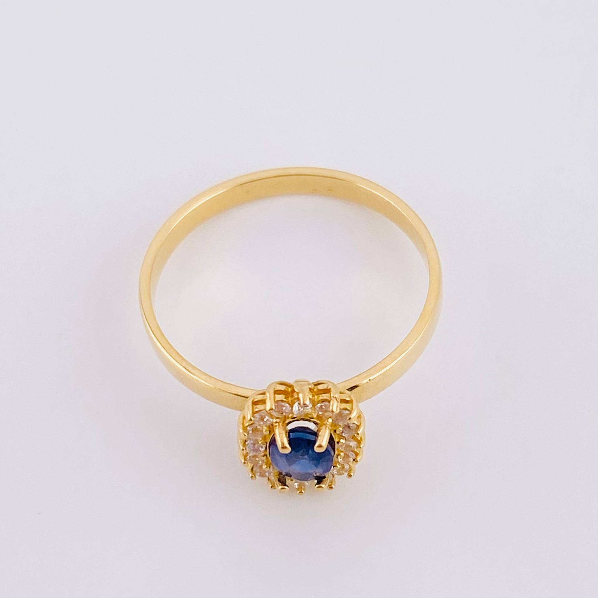 Anillo Óvalo Tupido Zafiro 45pts 2.5g / T7 1/2 Oro Amarillo 18K