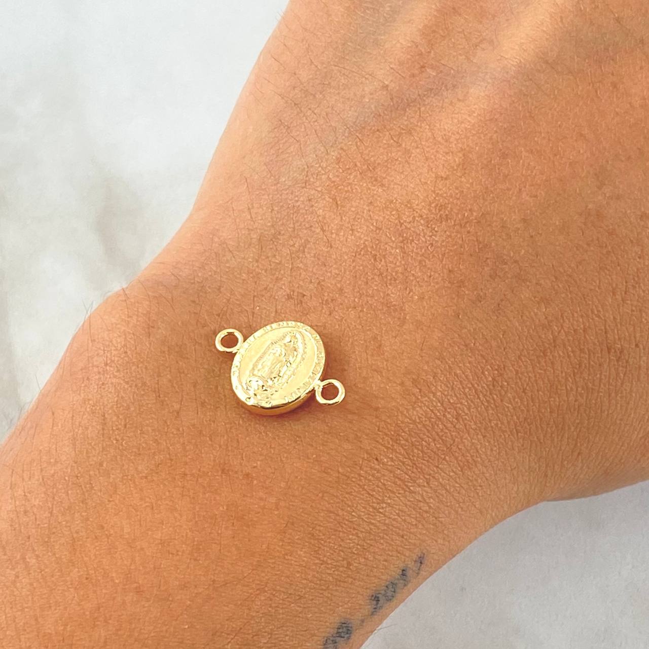 Charm Virgen Guadalupe 0.7gr / 0.7in / Die-cut 18K Gold