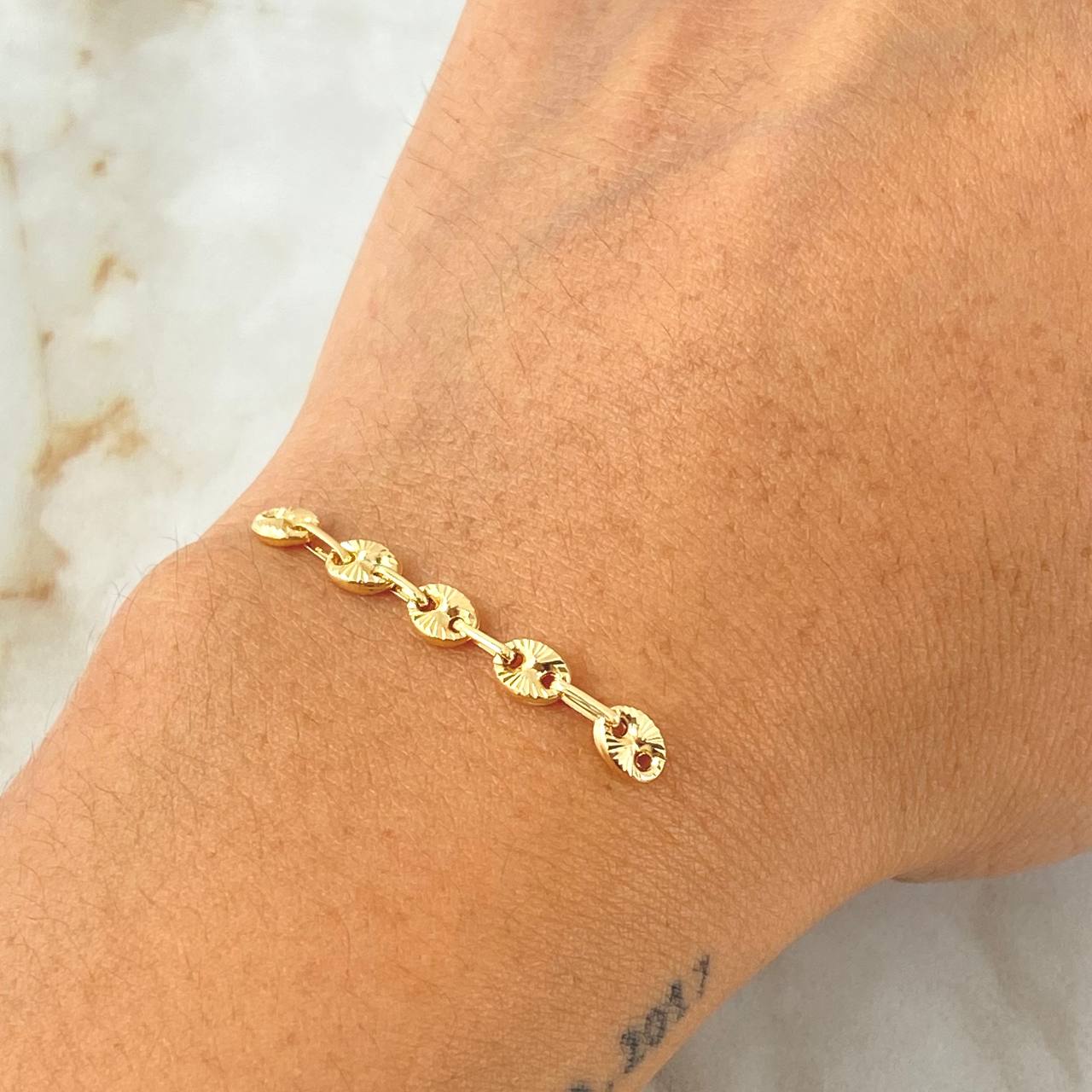 Charm Scrap GC 0.65gr / 1.5in / 18K Gold