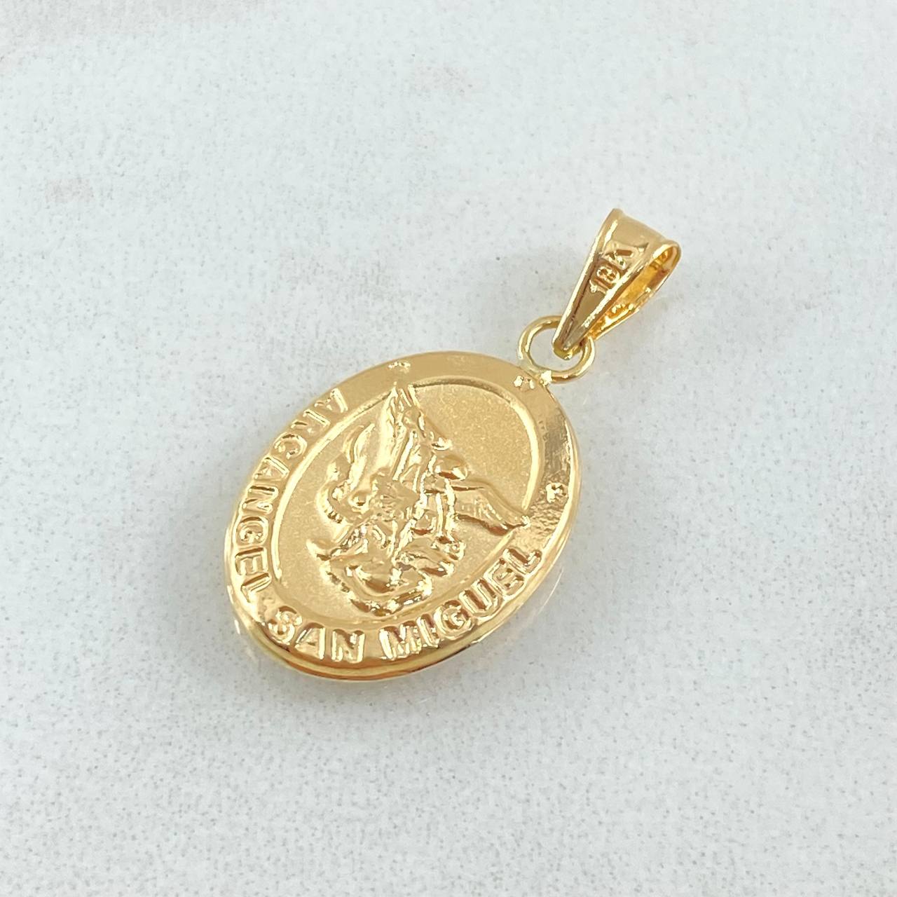 Dije San Miguel 1.15gr / 2.5cm / Troquelado Oro Amarillo 18K
