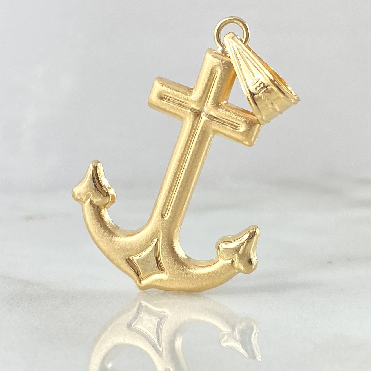 Pendant Anchored Cross 2.6gr / 1.8in / Matte 18K Gold