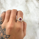 Anillo Halo Corazón Tupido 3.3gr / T7 1/4 / Circones Blancos Fucsia Oro Amarillo 18K