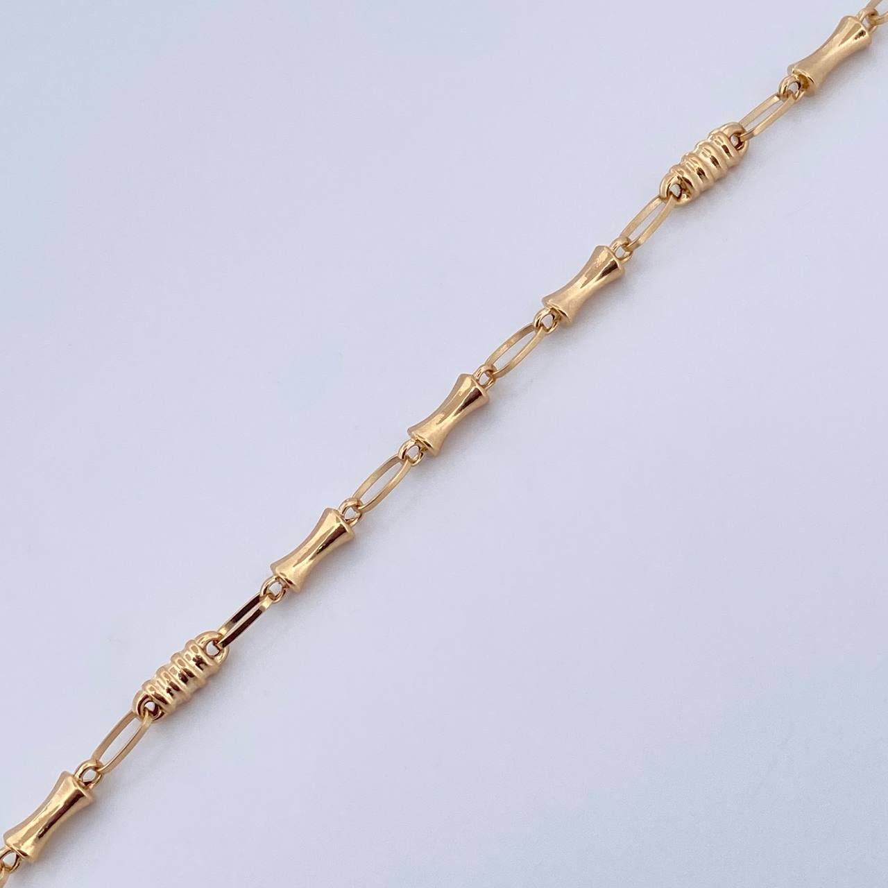 Pulso Rustico Reloj De Arena  3.65gr / 21cm / Oro 18K $