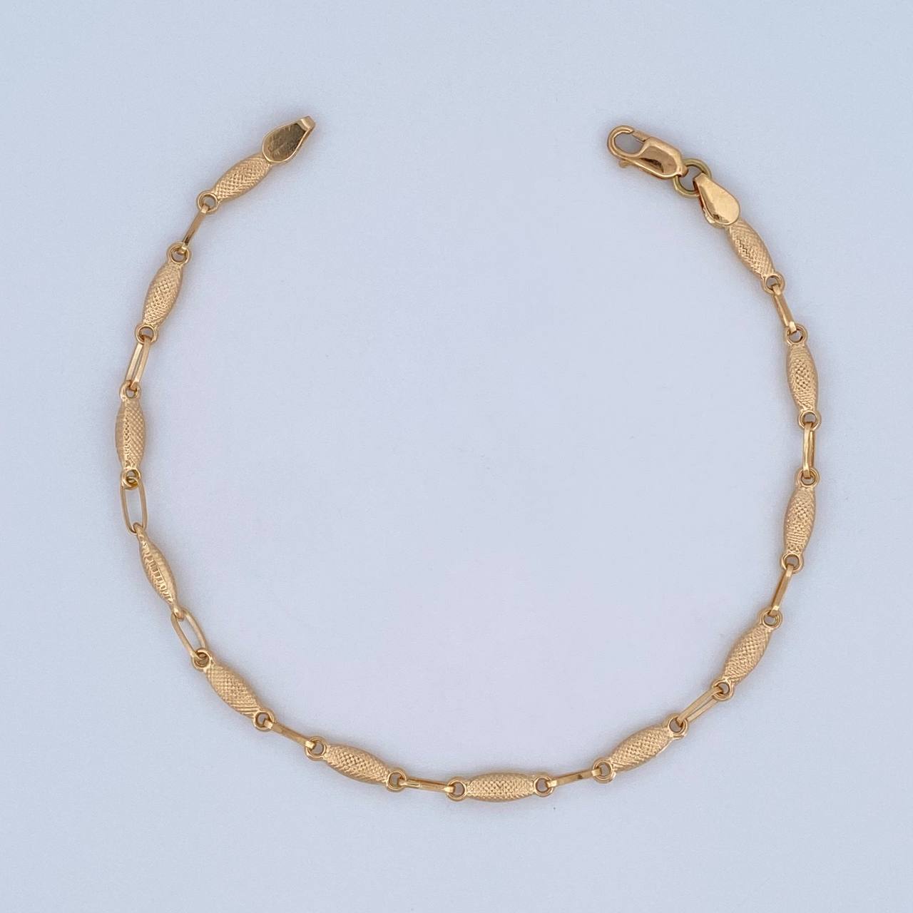 Pulso Rustico Capullo 3.85gr / 21cm / Oro 18K $