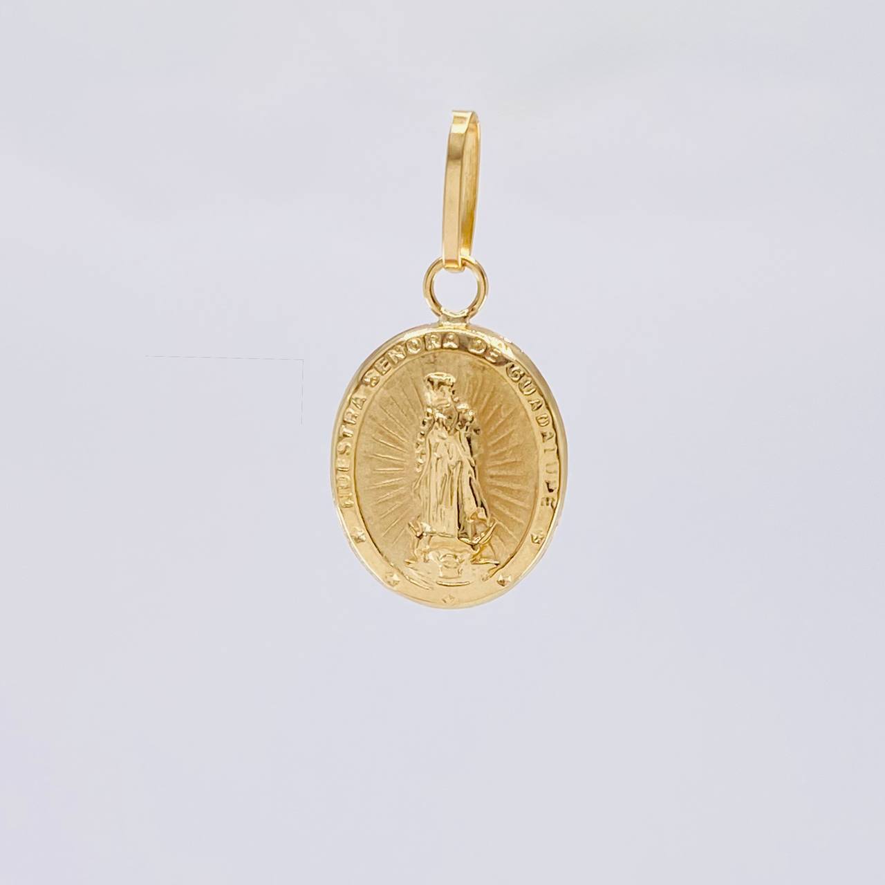 Pendant Virgin Guadalupe 0.65 g / 3/4 in Yellow Gold 18K