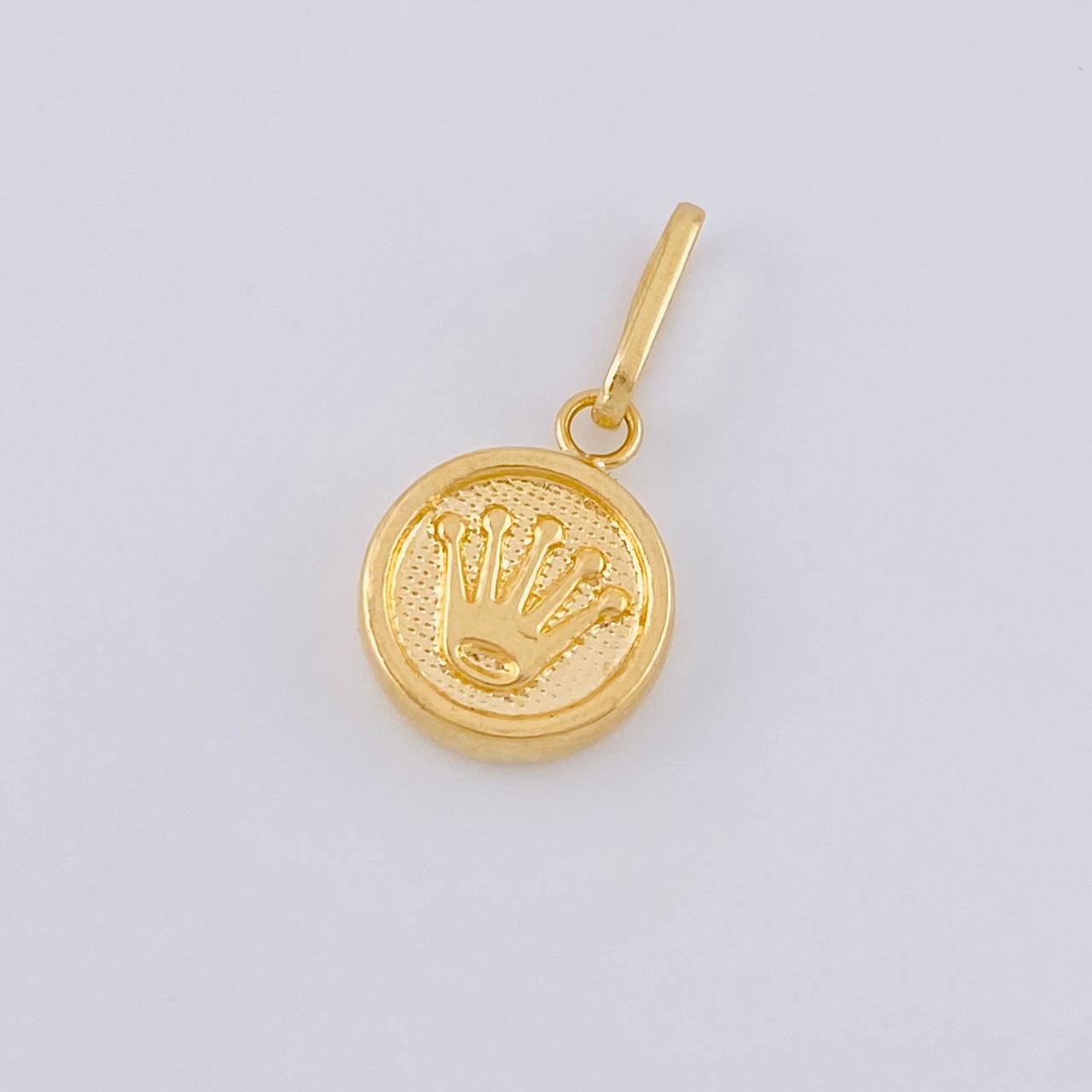 Dije Circulo Corona 0.45 g / 3/4 in Oro Amarillo 18K