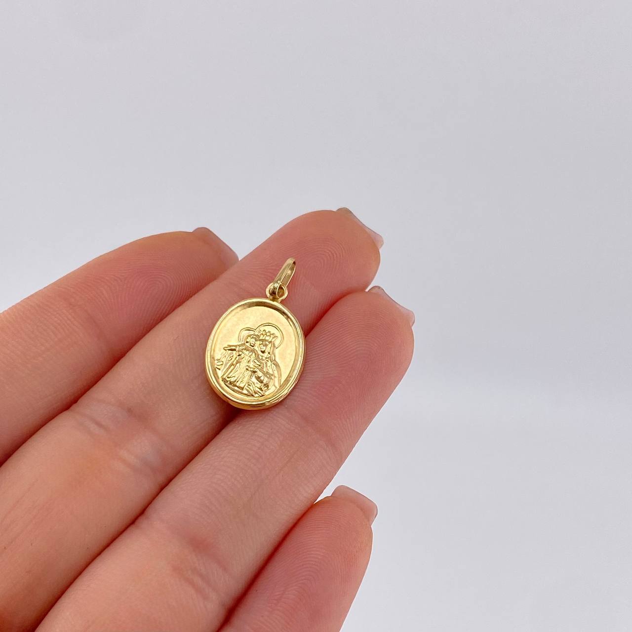 Dije Virgen Del Carmen Mate 0.95 g / 1 in Oro Amarillo 18K