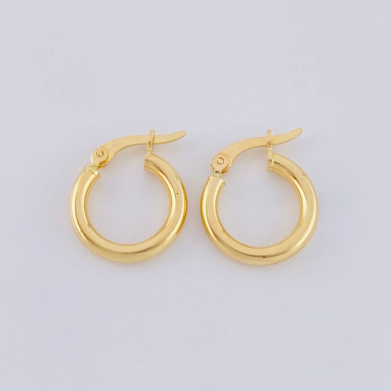 Candongas Emi 1.5 g / 1 in Oro Amarillo 18K