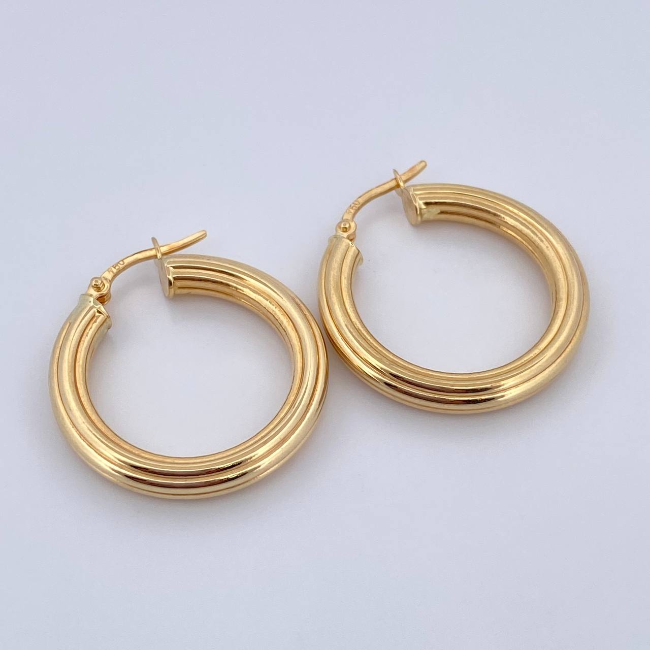 Cyrene Hoop Earrings 3.8gr / 2.8cm (1.1in) / 18K Gold $