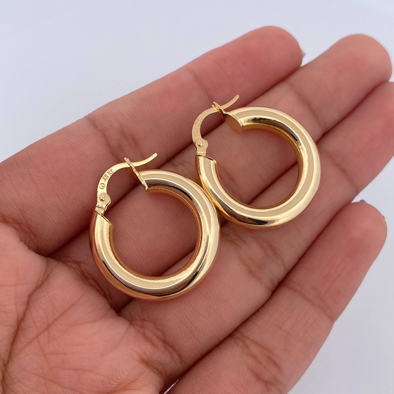 Hoop Earrings Jass 3.7gr / 2.5cm (1.0in) / 18K Gold $