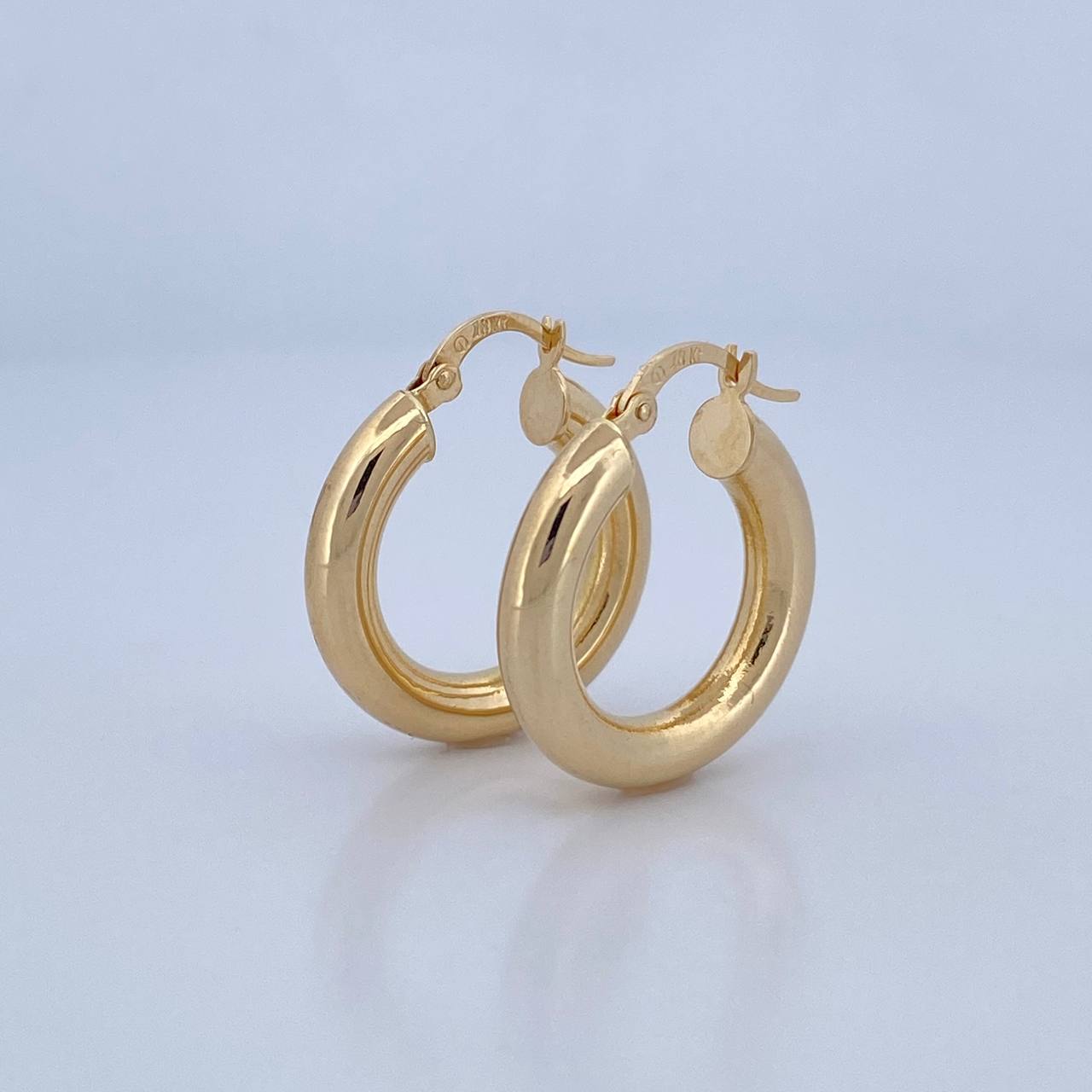 Hoop Earrings Jass 3.7gr / 2.5cm (1.0in) / 18K Gold $