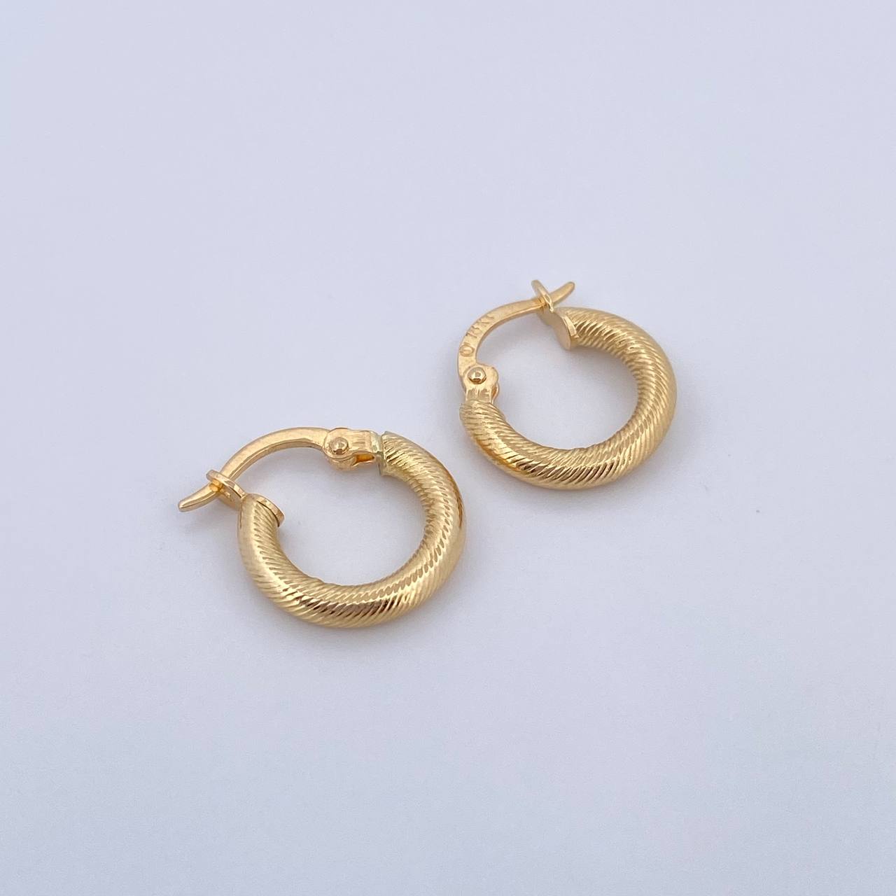 Candongas Zion 1.2gr / 1.5cm / Oro 18K $
