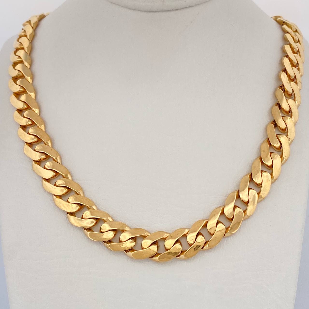 Cuban Links 46.85gr / 24.3in / 18K Gold $
