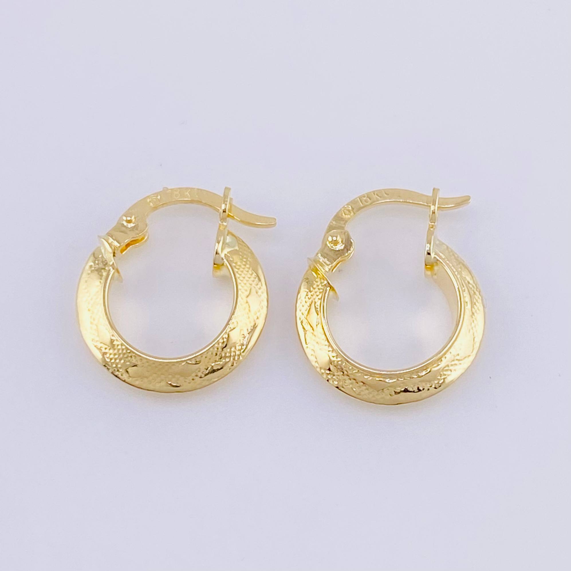 Candongas Sam 1.2 g / 1 in Oro Amarillo 18K