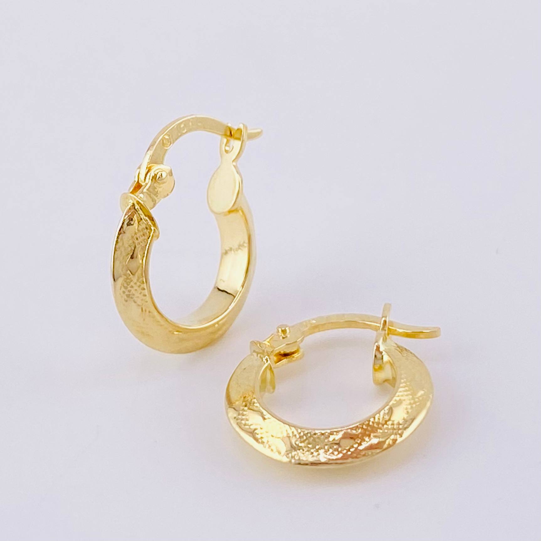 Candongas Sam 1.2 g / 1 in Oro Amarillo 18K