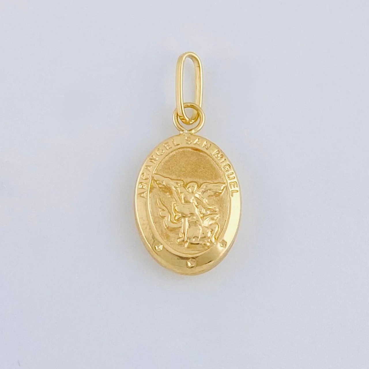 Dije San Miguel Arcangel 0.95g / 3/4 in Oro Amarillo 18K