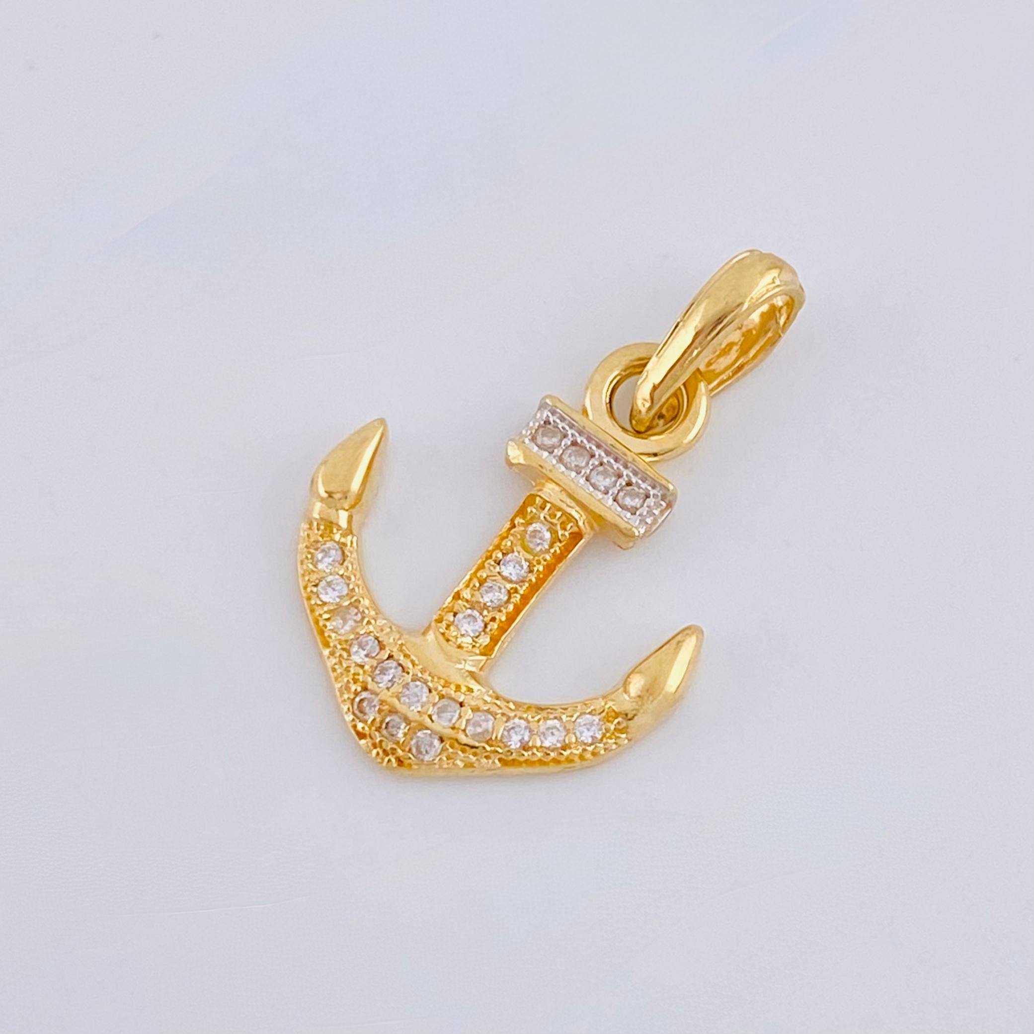 Dije Ancla 1.5gr / 1 in / Oro Amarillo 18K ©