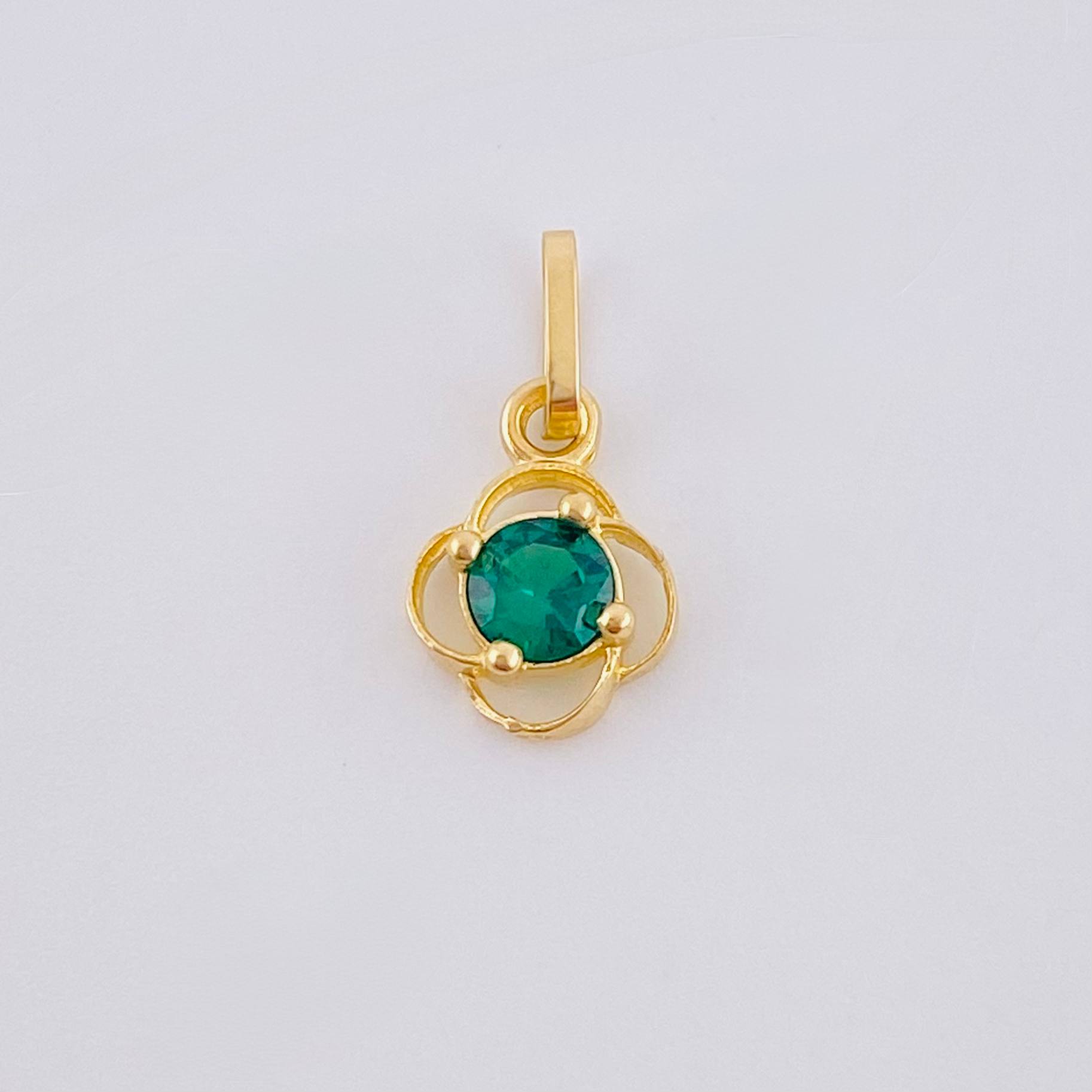 Dije Flor 0.35gr / 1/2 in / Oro Amarillo 18K *